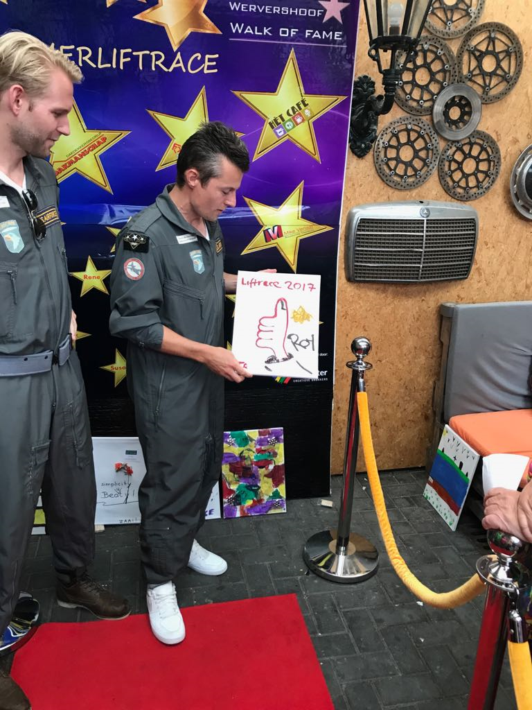 2017 Rich and Famous 30.png